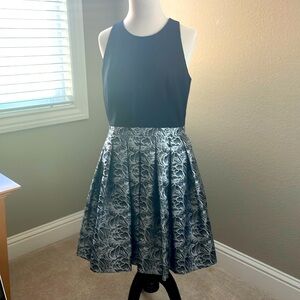 Black and silver party dress with pockets! Size 10